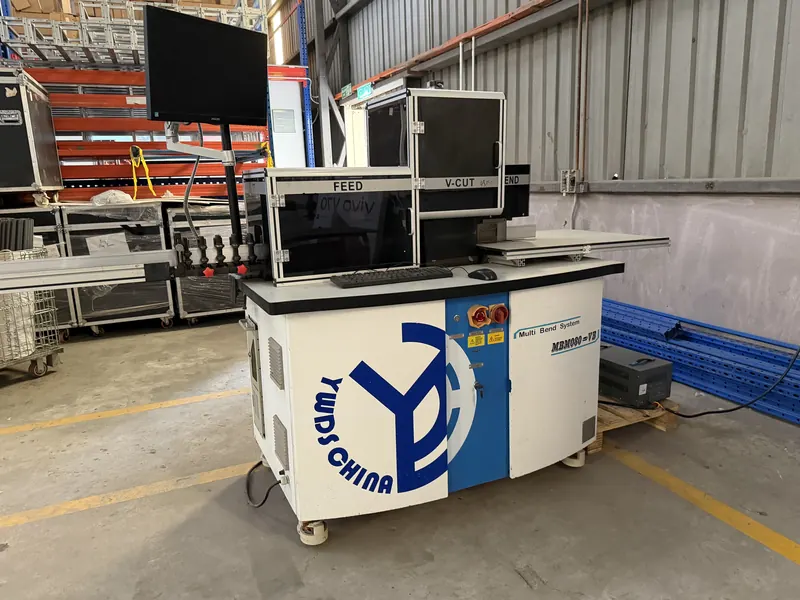 Channel-letter bending machine